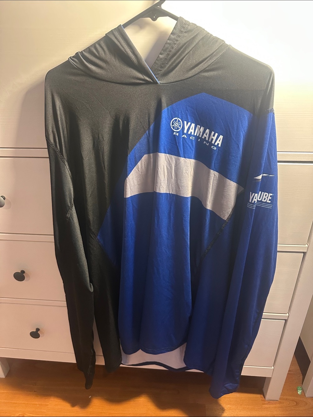 Very lightweight Yamaha Blue Black White SPF 50 Racing Hoodie Jersey